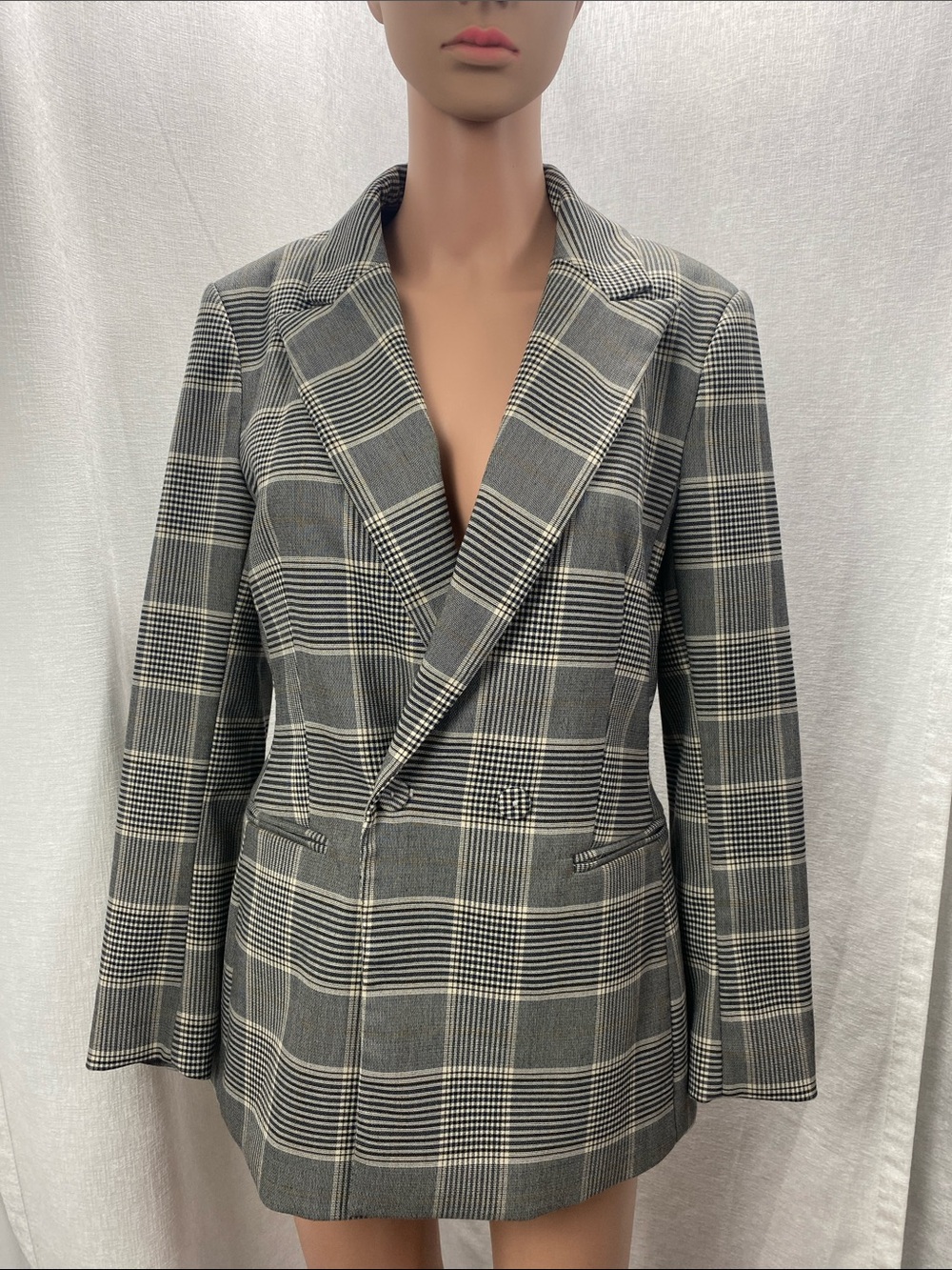 Classic Gray Plaid Women's Blazer Jacket